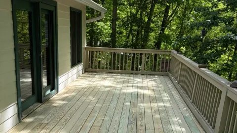 Deck & Railing Rebuild: Elevated Wooded Deck